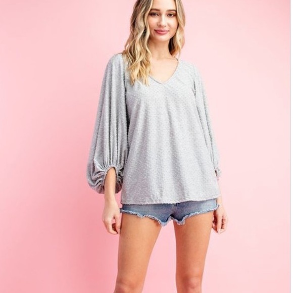 🌪POLKA DOT PATTERN V NECK TOP - Picture 3 of 5